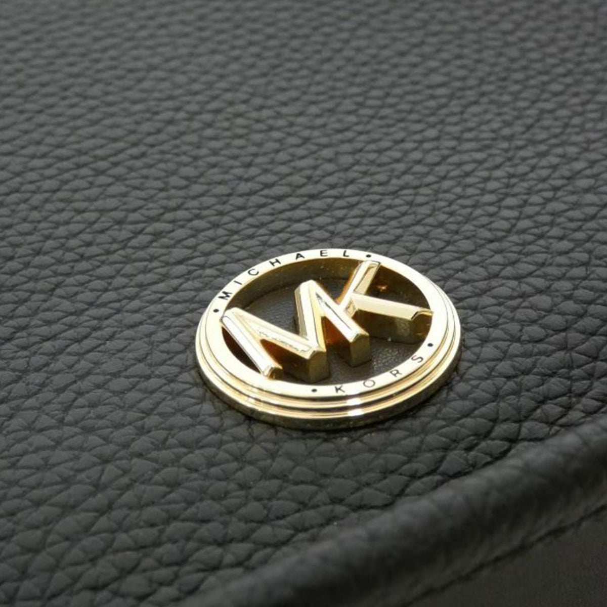 Noir - Michael Kors Luisa Large North South
