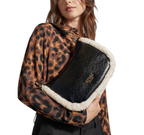 GUESS Davika Hobo