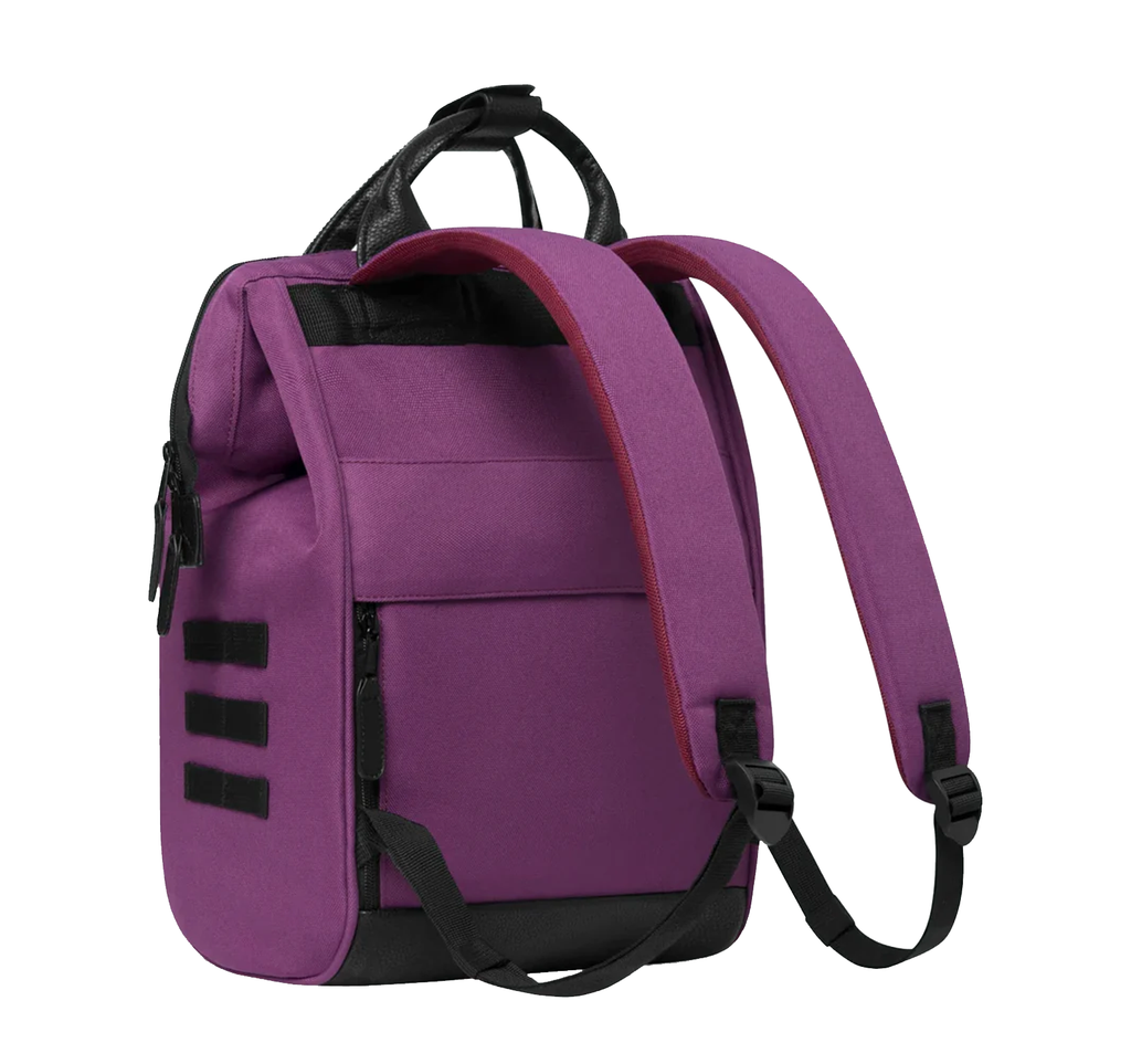 CABAIA Adventurer M Singapour