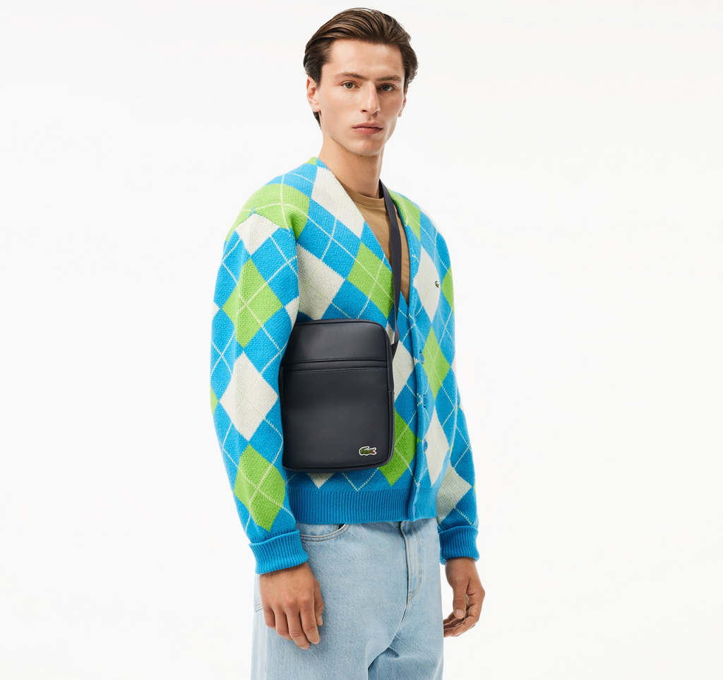 LACOSTE Sacoche Medium zippée LCST croisée en petit piqué