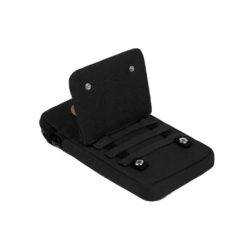 
                      
                        CABAIA Pochette Téléphone Berlin
                      
                    