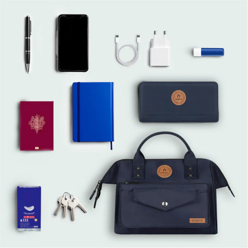 
                      
                        CABAIA Sac à bandoulière Adventurer M Cleveland
                      
                    