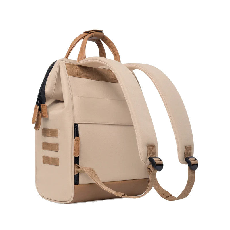 
                      
                        CABAIA Sac à dos Adventurer M Kuala Lumpur
                      
                    