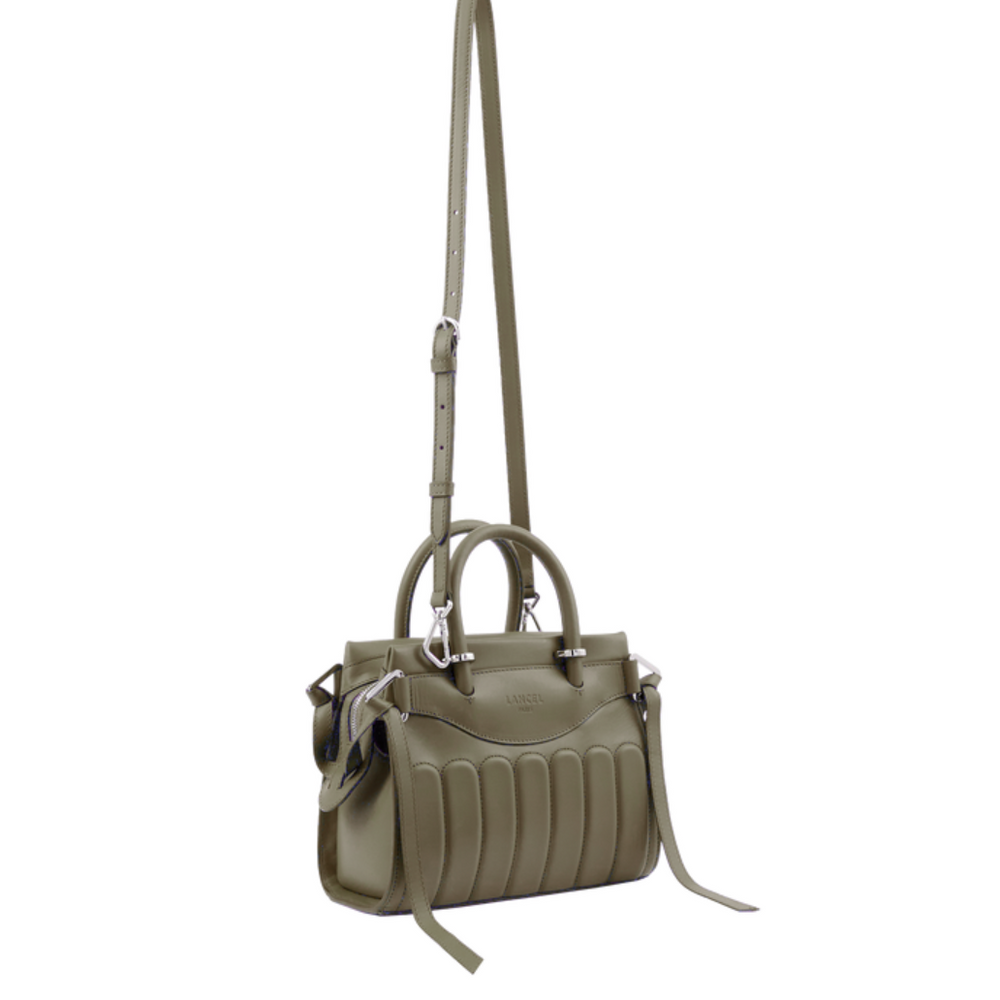 
                      
                        LANCEL Rodeo carryall zippé S
                      
                    