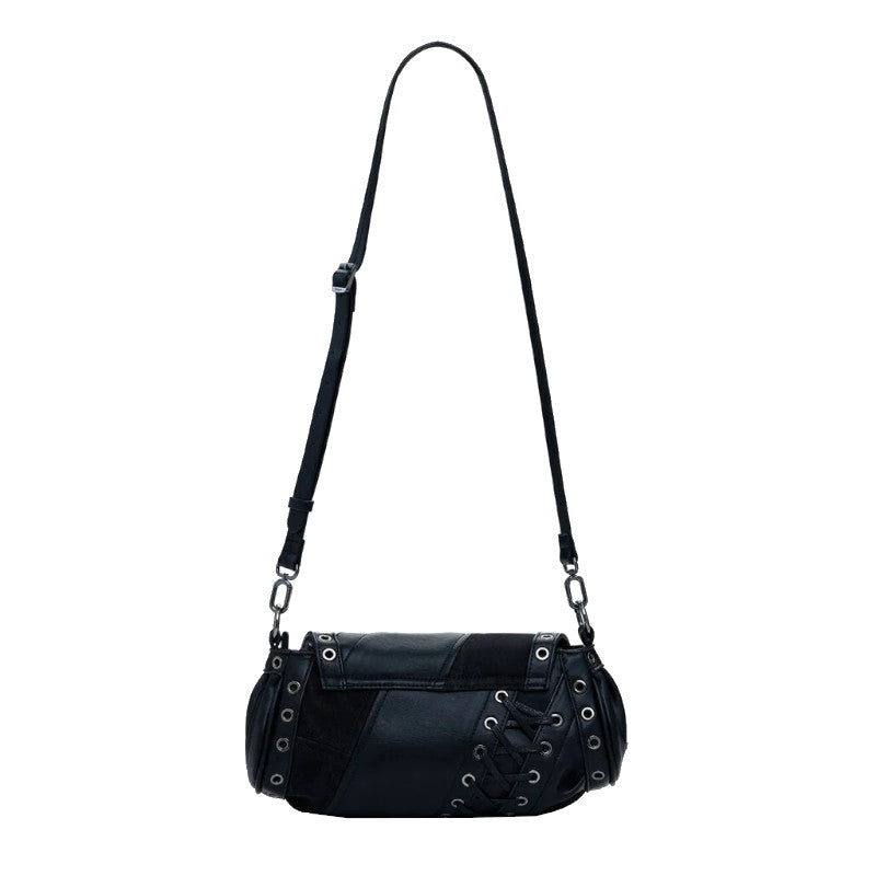
                      
                        DESIGUAL Sac à main effet cuir patch moyen
                      
                    