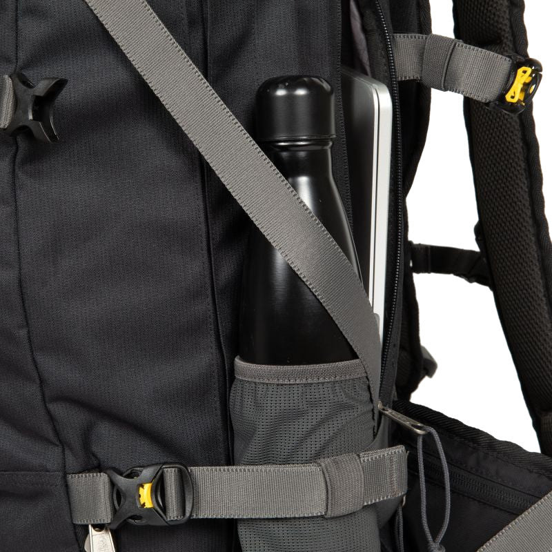 EASTPAK Grand sac à dos NG Safepack Black