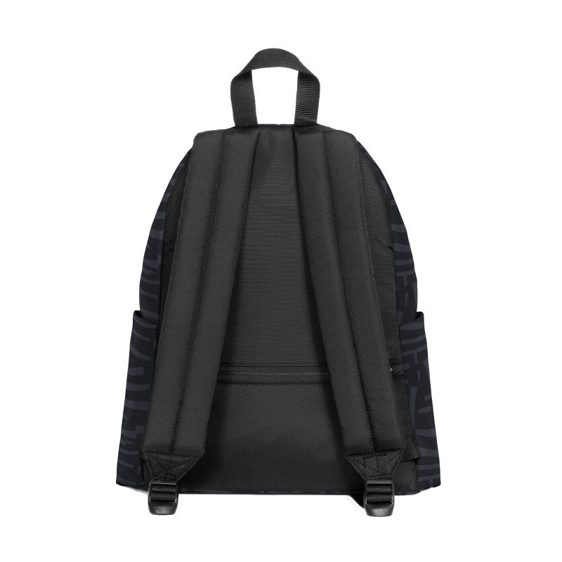 
                      
                        EASTPAK Sac à dos Day Pak'r Shape Dark
                      
                    