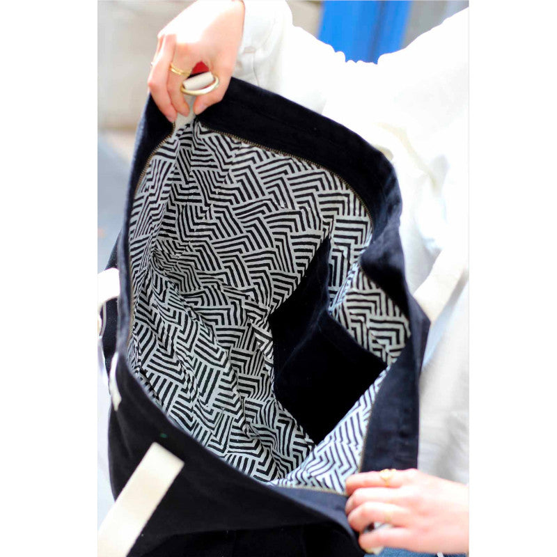 
                      
                        HINDBAG Sac à main Jean
                      
                    