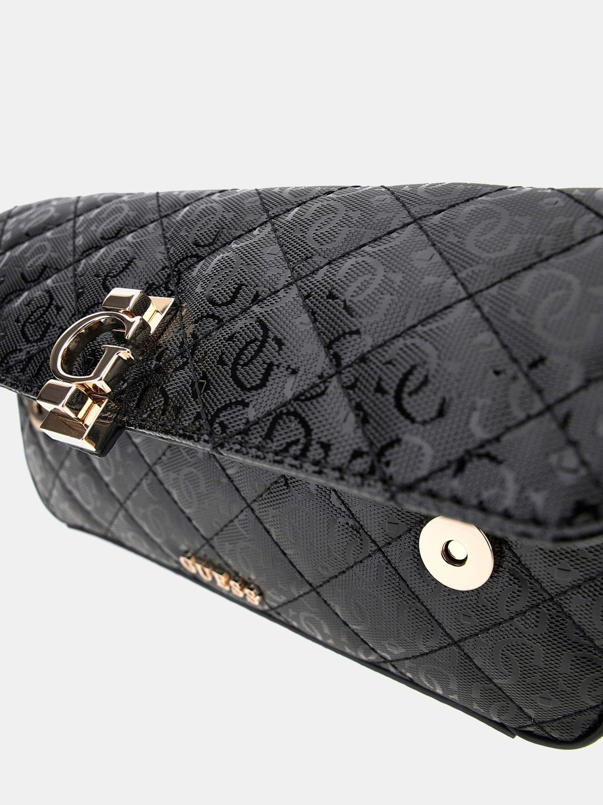 Noir - Guess Bessy