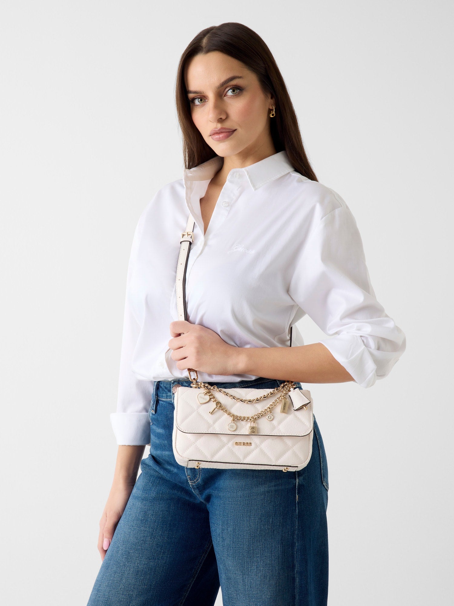 Crème - GUESS Sac à bandoulière Libby Flap Crossbody