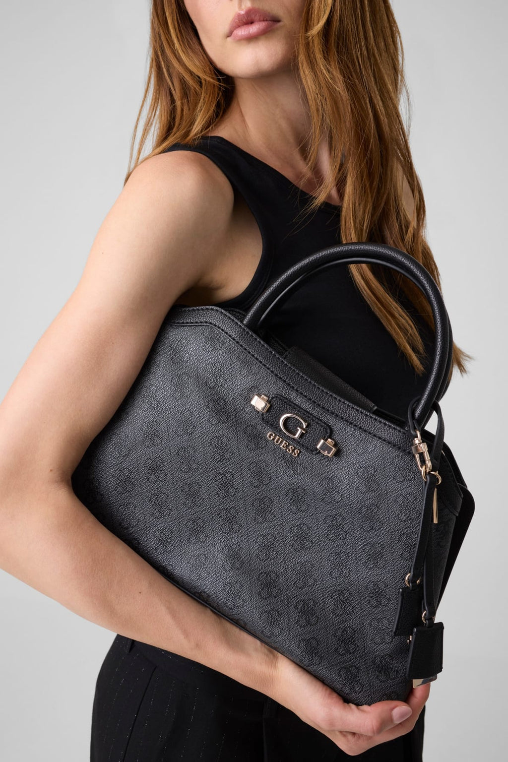 Anthracite - GUESS Sac à bandoulière Lindsey Girlfriend Satchel