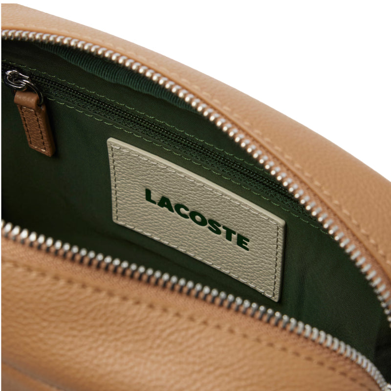 
                      
                        LACOSTE Sac à bandoulière City Court en cuir grainé
                      
                    