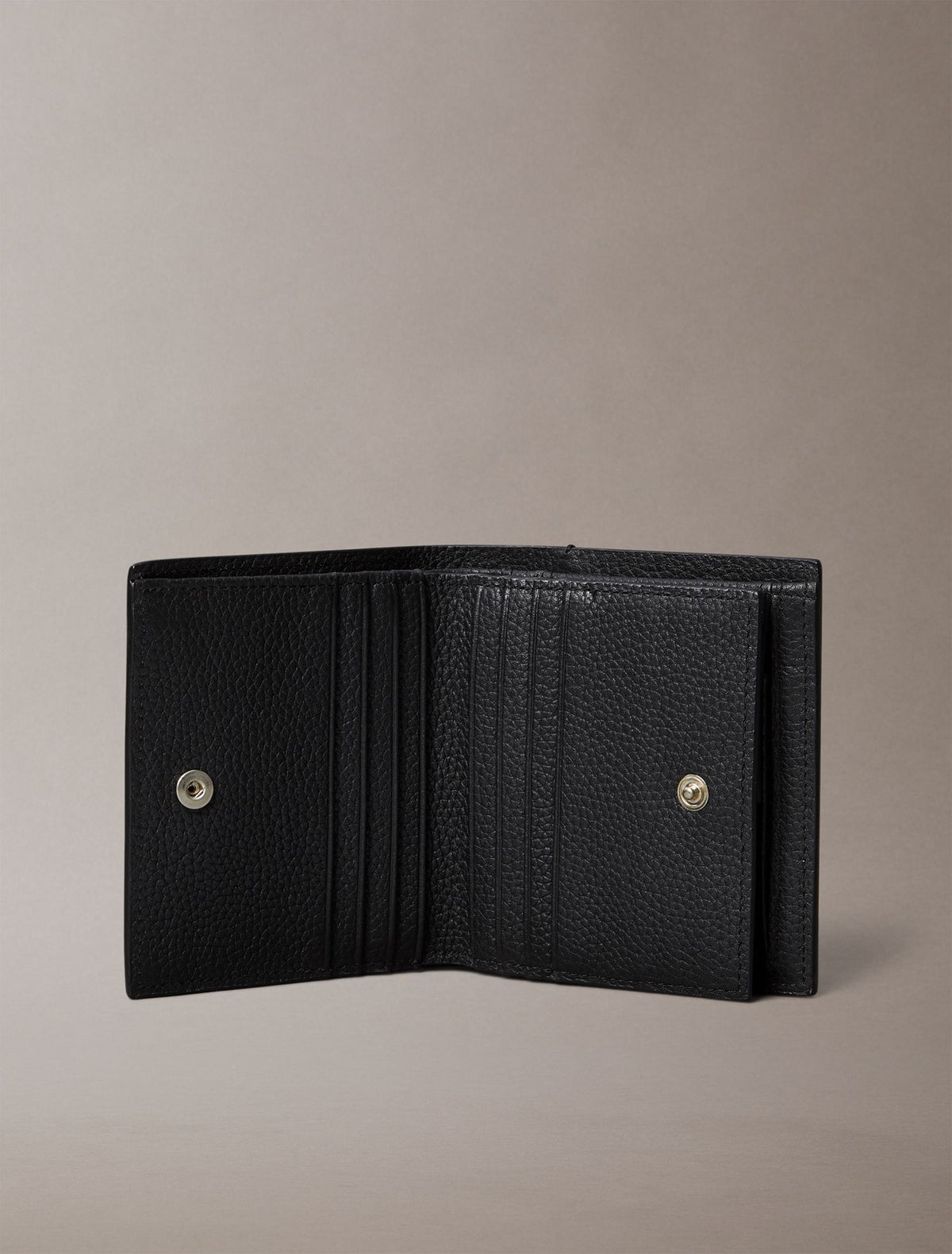 Noir - CALVIN KLEIN Portefeuille trois volets cuir anti-RFID logo foil Noir
