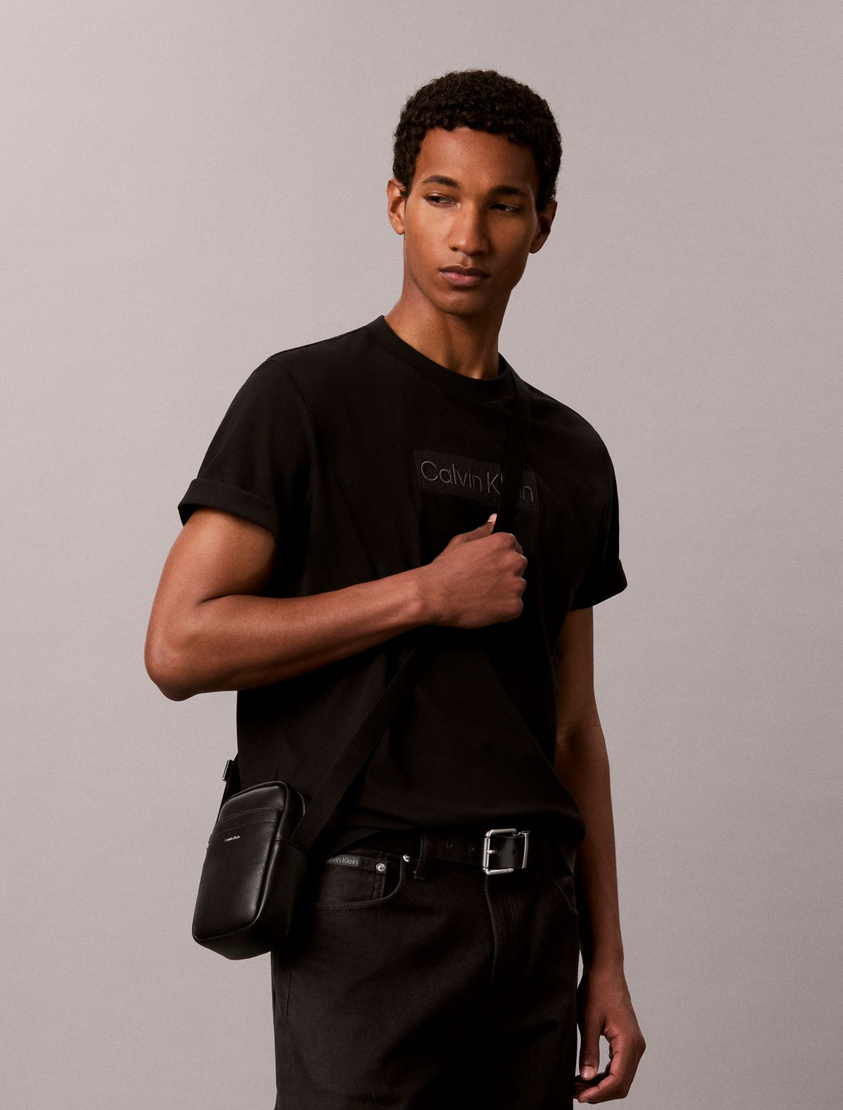 Noir - CALVIN KLEIN Sacoche Raised Logo slim