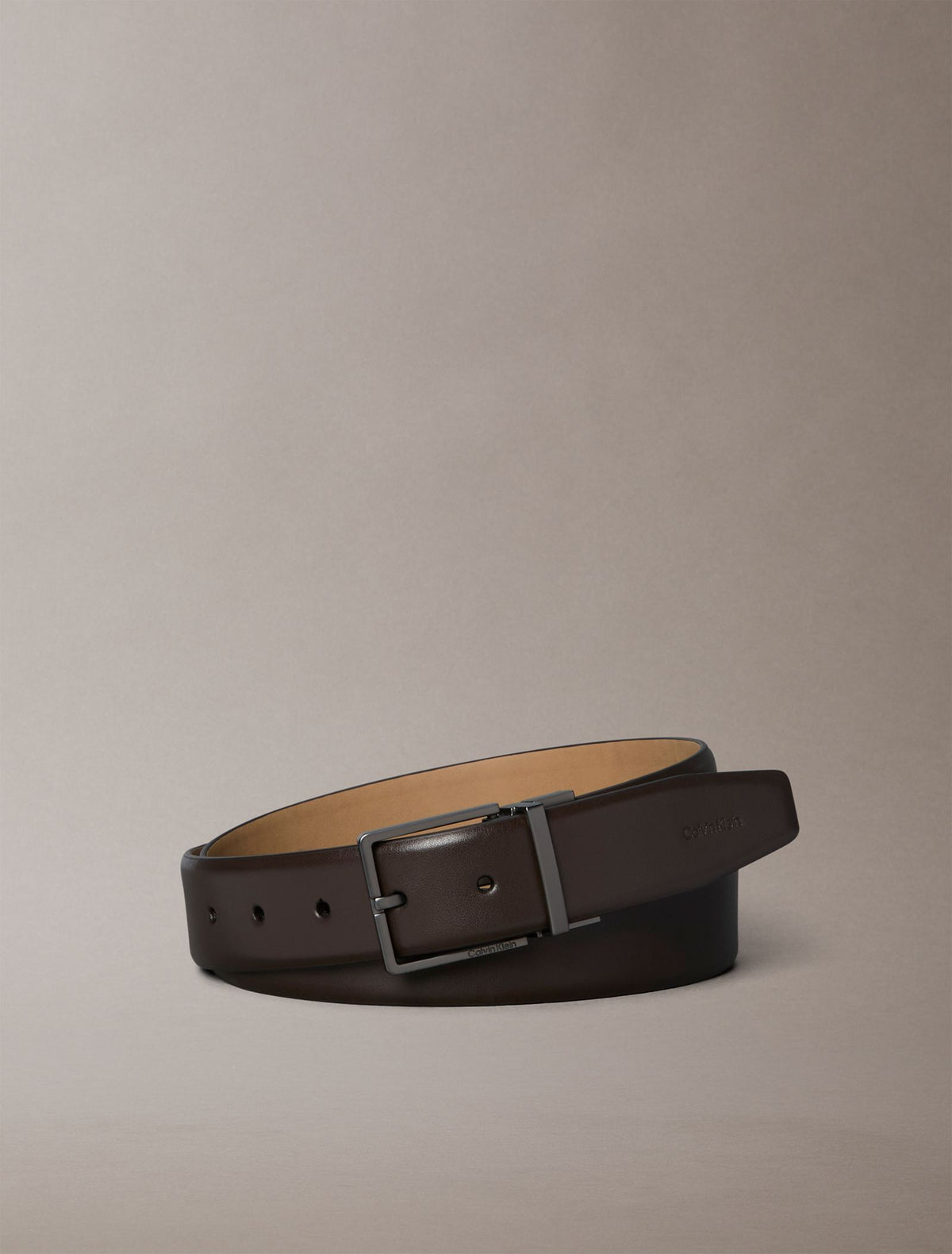 CK Dark Brown / gunmetal mat - CALVIN KLEIN Ceinture 35 mm boucle carrée cuir lisse