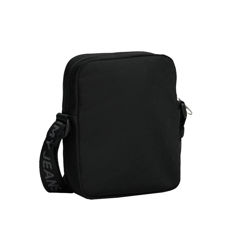 TOMMY HILFIGER Sac bandoulière reporter Essential Repeat Logo