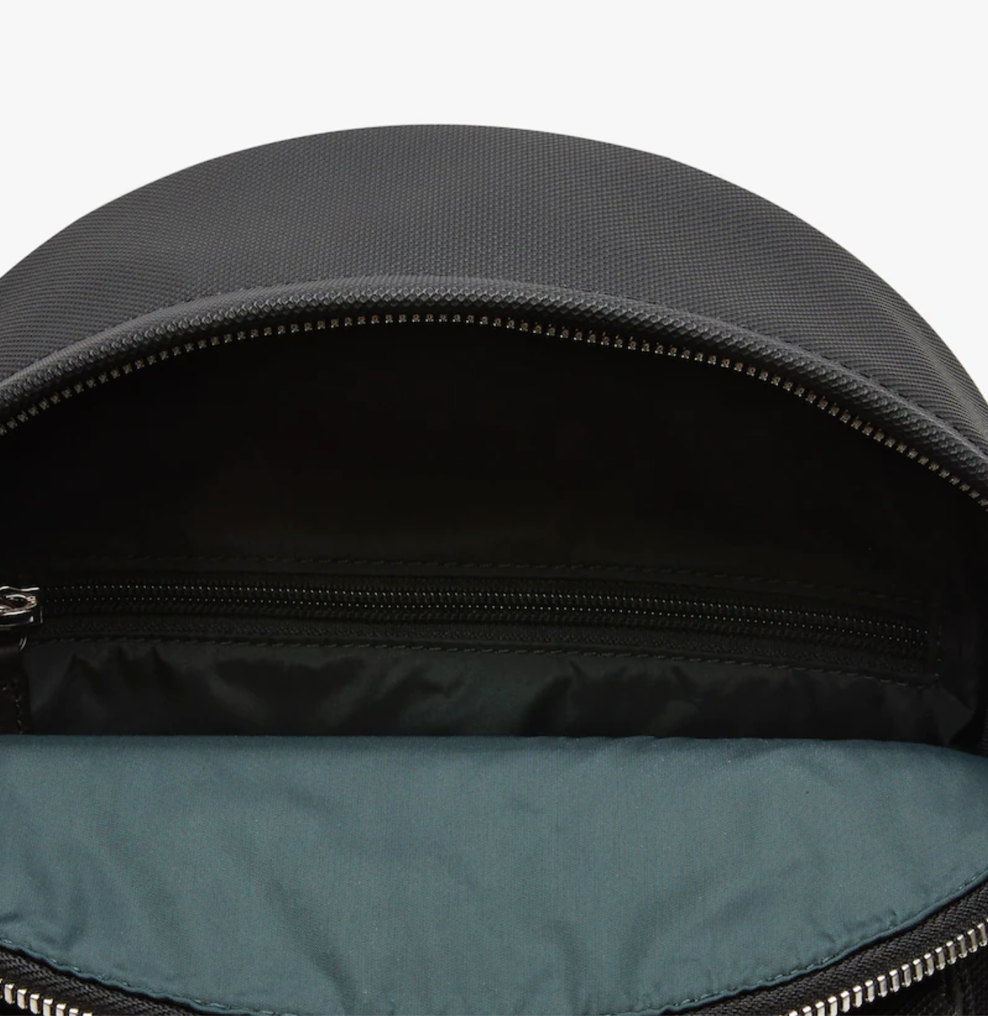 LACOSTE Sac à dos femme avec grande poche sur le devant